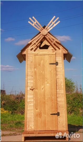 Уличный туалет деревянный PRO877