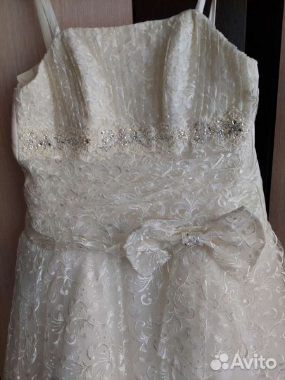 Свадебное платье