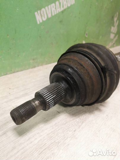 Полуось передняя правая Фольксваген Гольф 3 Венто