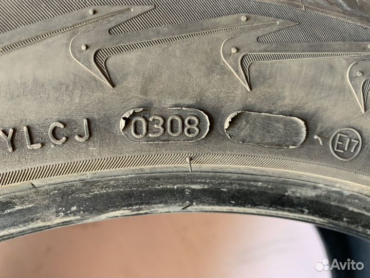 Nokian Tyres Hakkapeliitta 5 235/45 R17