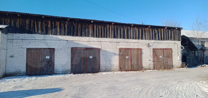 Гараж, > 30 м²