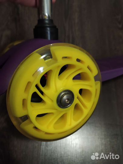 Самокат детский трехколесный новый