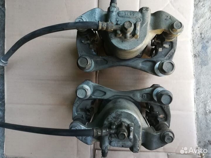 Суппорта передние nissan teana L33 qr25de