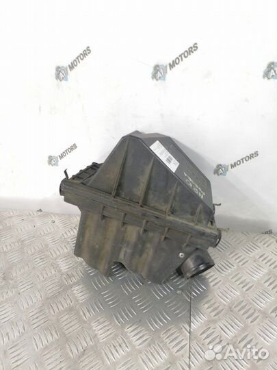 Корпус воздушного фильтра Nissan Presea HR10