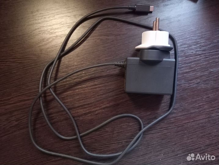 Оригинальная зарядка Nintendo Switch