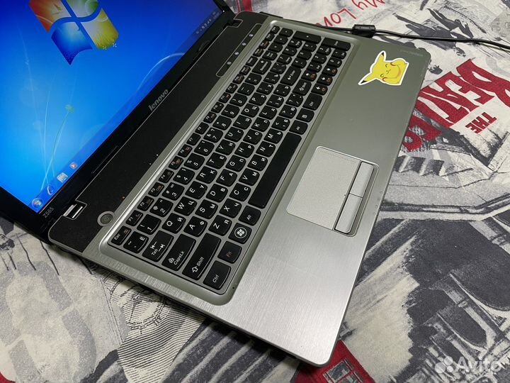 Ноутбук Lenovo /1000 GB/4 озу