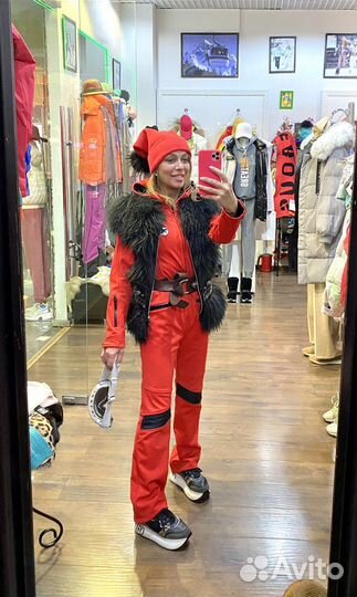 Горнолыжные костюмы и комбинезоны luxury