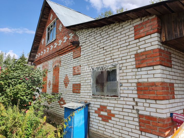 Дом 53,3 м² на участке 10 сот.