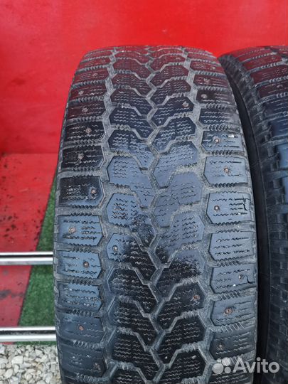 Yokohama Ice Guard Stud IG55 215/60 R17