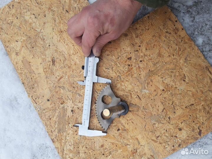 Вал кикстартера на 2т 1Е40QMB