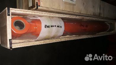 Гидроцилиндр рукояти для Hitachi ZX200-3