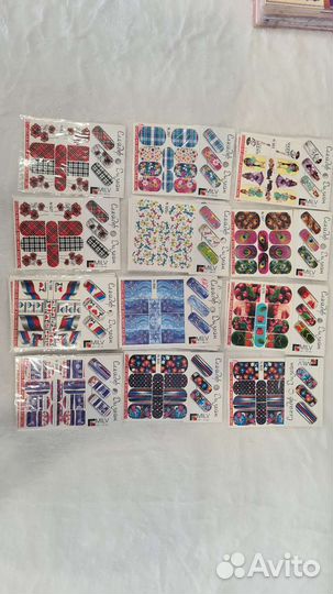 Набор для маникюра стразы,пилочки,наклейки. Новое