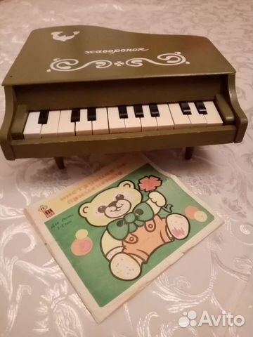 Игрушка-рояль Жаворонок СССР