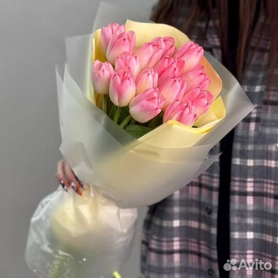 Тюльпаны букет 25 51 101 тюльпан