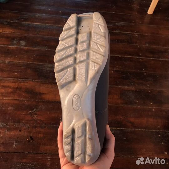 Лыжные ботинки (4 пары)