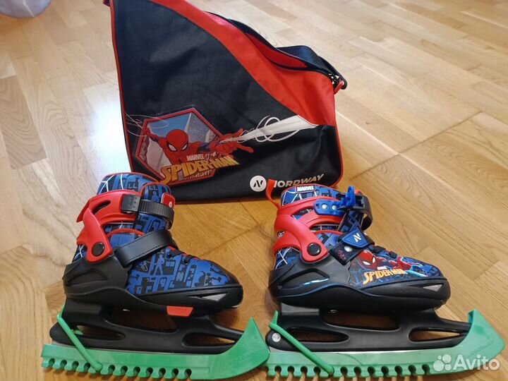 Коньки хоккейные детские