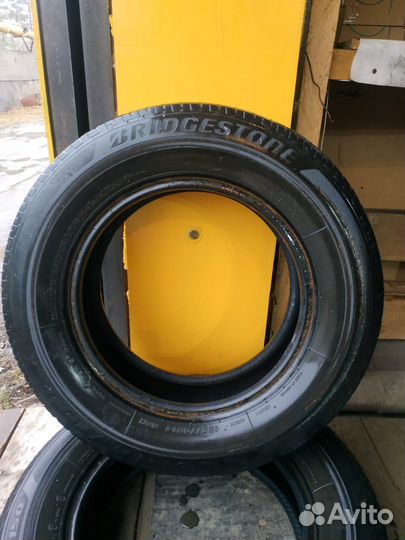 Bridgestone Ecopia EP150 185/70 R14 и 185/70 R14