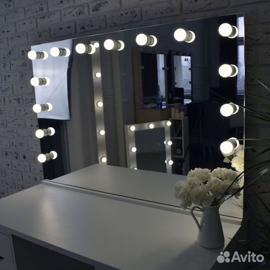 Гримерное зеркало