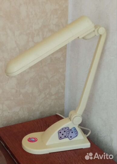 Лампа настольная