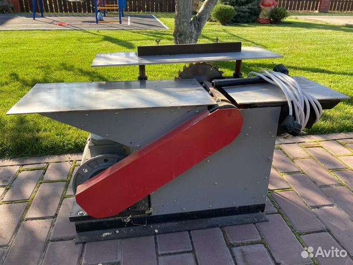 Циркулярная пила с рубанком