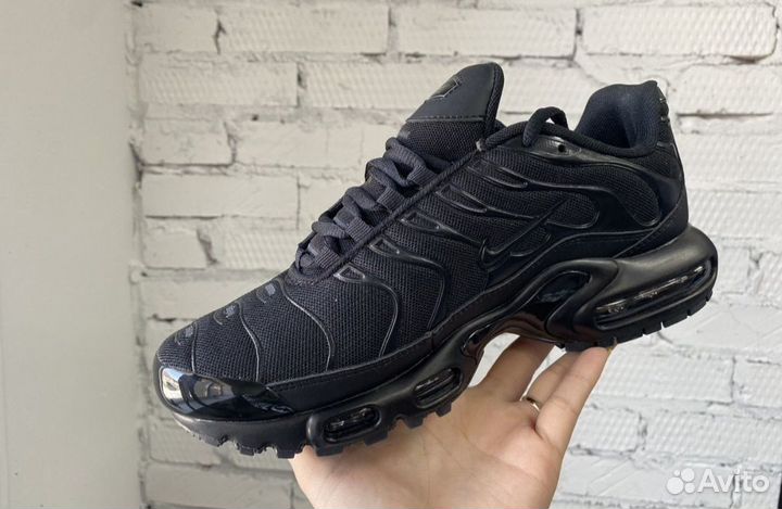 Кроссовки Nike Air Max Tn Plus