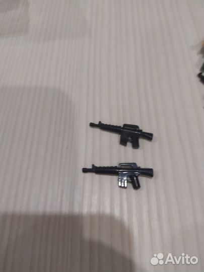 Lego 4 минифигурки в коллекцию