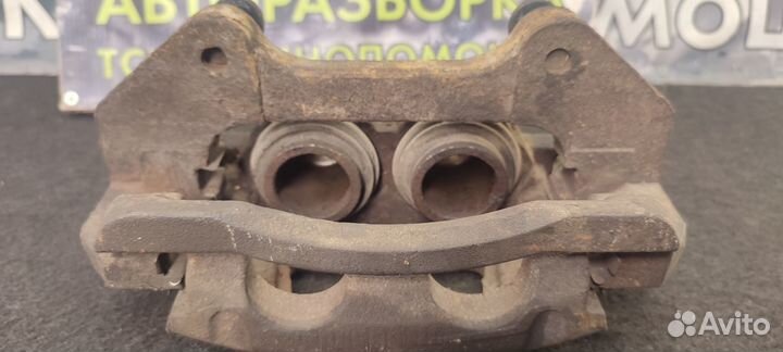 Передний правый суппорт Chery Tiggo 5