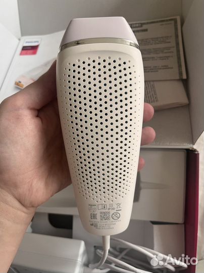 Фотоэпилятор philips lumea essential BRI 683