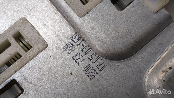 Стеклоподъемник электрический правый передний Dacia Sandero