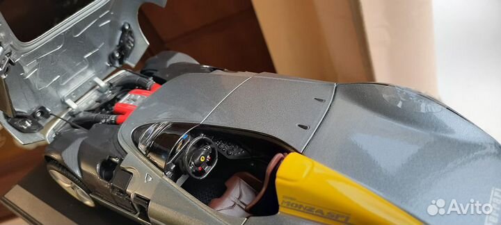 Ferrari Monza SP1 2019 1:18 Bburago