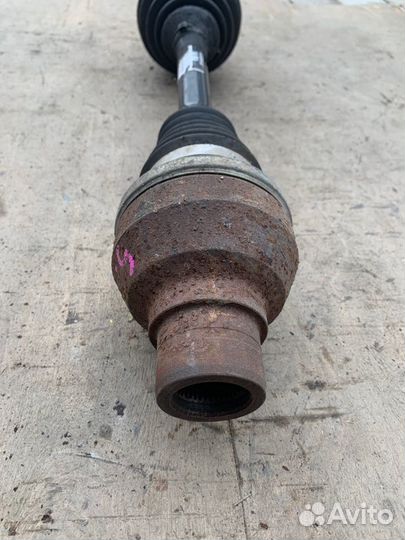 Привод передний левый Volkswagen Golf 5 1.4 CAX