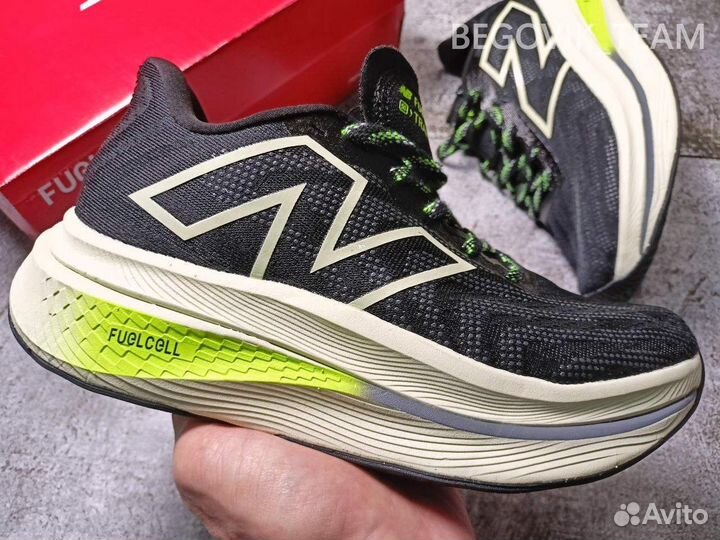 Беговые кроссовки new balance trainer v2