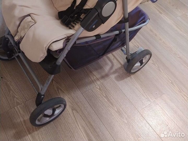 Коляска детская прогулочная
