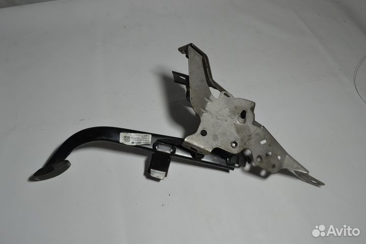 Педаль сцепления Ford Focus 2 рест