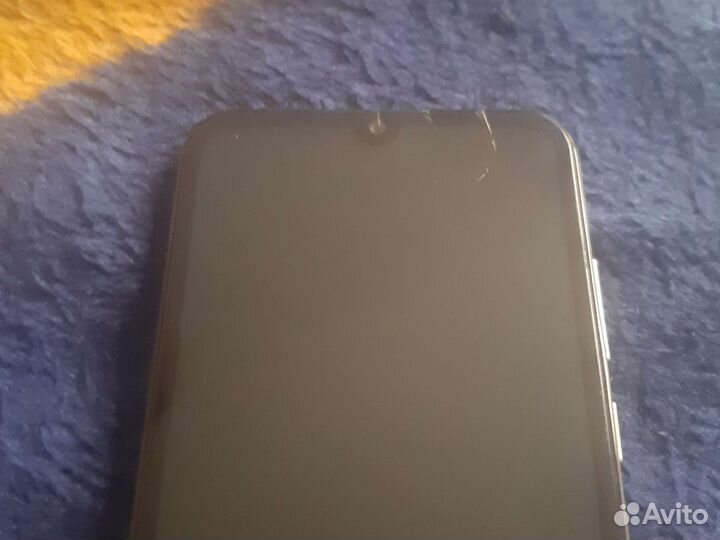 Телефон honor 8а