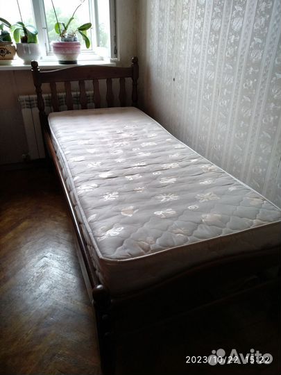 Кровать односпальная