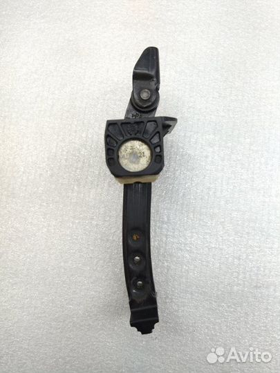 Ограничитель двери передний правый Bmw 1-Series