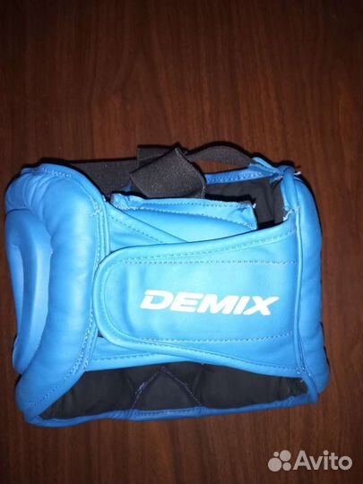 Шлем для единоборств