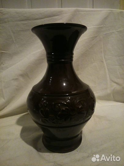 Кувшины и вазы