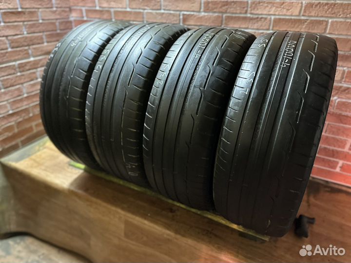 Dunlop SP Sport Maxx RT 235/55 R17 99V