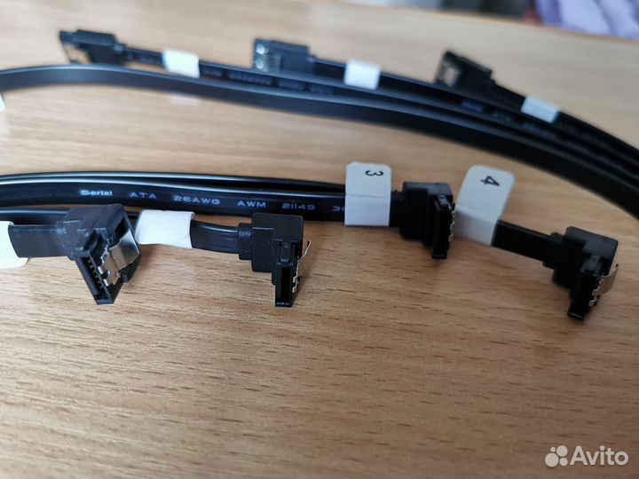 SATA кабель 4 на 4 SATA в оплётке