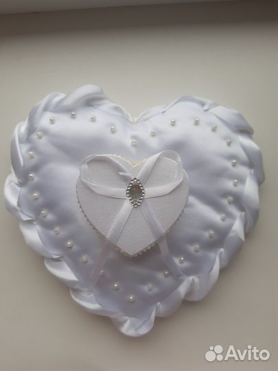 Подушечка для обручальных колец