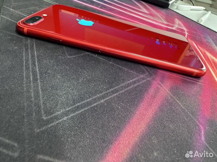 iPhone 8 Plus, 64 ГБ