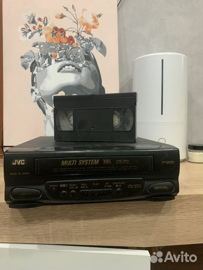 Видеомагнитофон