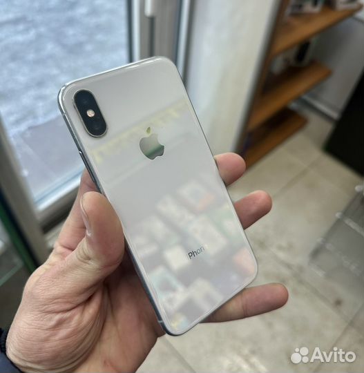 iPhone X, 256 ГБ