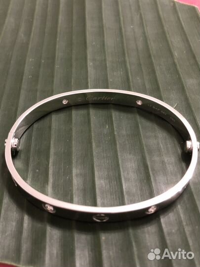 Золотой браслет картиерCartier