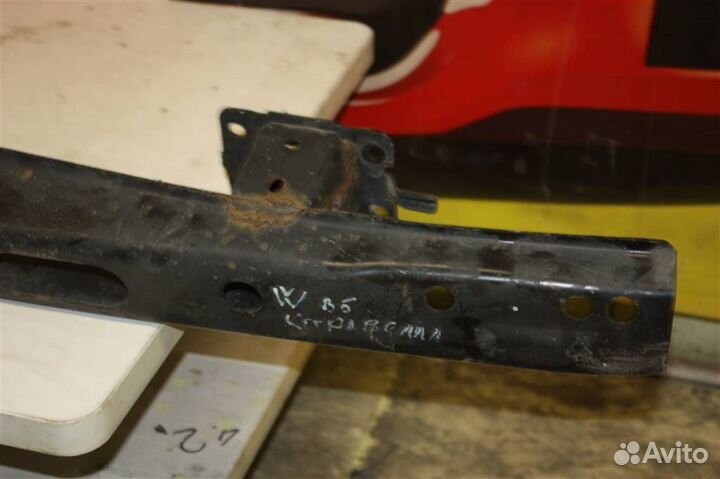 VW Transporter T5 2003 Усилитель заднего бампера