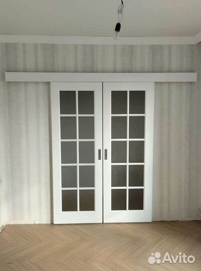 Стеклянные двери