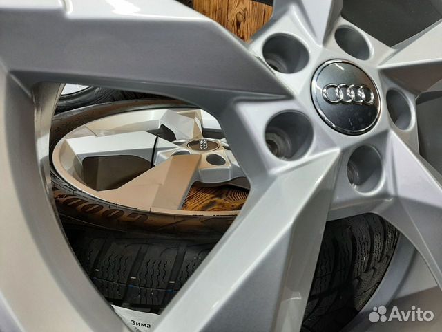 Оригинальный комплект r19 для Audi Q3/RS Q3
