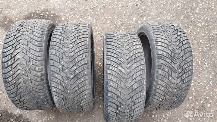 Hakkapeliitta 8 225/45-17